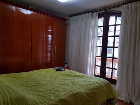 Imagem Casa com 3 Quartos à Venda, 120 m² em Vila Guarani - Carapicuíba
