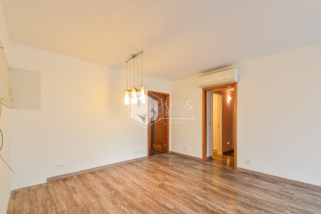 Imagem Apartamento com 4 Quartos à Venda, 143 m² em Moema - São Paulo Imagem Apartamento com 4 Quartos à Venda, 143 m² em Moema - São Paulo