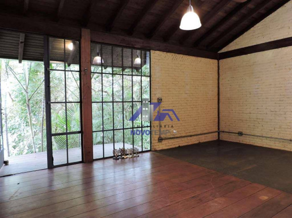 Imagem Sobrado com 5 Quartos à Venda, 365 m² em Chácara Dos Junqueiras - Carapicuíba Imagem Sobrado com 5 Quartos à Venda, 365 m² em Chácara Dos Junqueiras - Carapicuíba