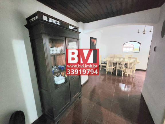 Imagem Casa com 2 Quartos à Venda, 160 m² em Penha - Rio De Janeiro Imagem Casa com 2 Quartos à Venda, 160 m² em Penha - Rio De Janeiro