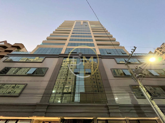Apartamento com 4 Quartos à Venda, 145 m² em Meia Praia - Itapema