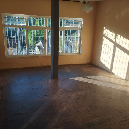 Imagem Casa com 3 Quartos à Venda, 237 m² em Serpa - Caieiras