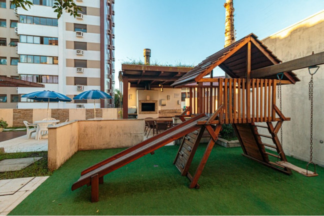 Imagem Apartamento com 3 Quartos à Venda, 94 m² em Cristo Redentor - Porto Alegre Imagem Apartamento com 3 Quartos à Venda, 94 m² em Cristo Redentor - Porto Alegre