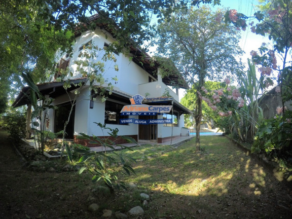 Imagem Casa com 5 Quartos à Venda, 327 m² em Centro - Balneário Piçarras Imagem Casa com 5 Quartos à Venda, 327 m² em Centro - Balneário Piçarras