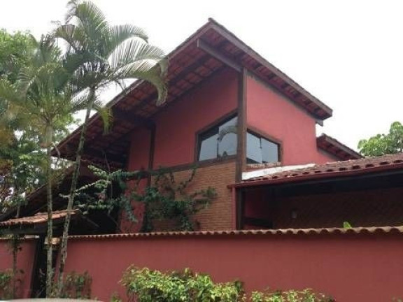 Casa com 4 Quartos à Venda, 400 m² em Camburi - São Sebastião