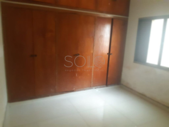 Imagem Casa com 3 Quartos à Venda, 195 m² em Centro - Araraquara Imagem Casa com 3 Quartos à Venda, 195 m² em Centro - Araraquara
