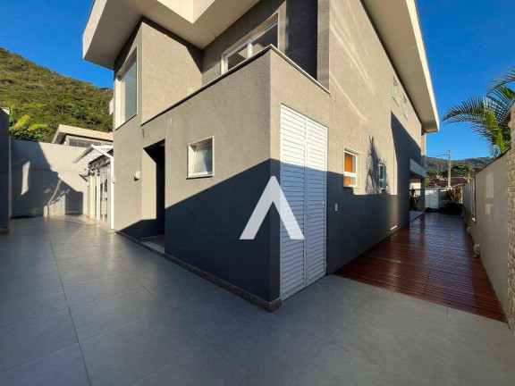 Imagem Casa com 4 Quartos à Venda, 380 m² em Comary - Teresópolis Imagem Casa com 4 Quartos à Venda, 380 m² em Comary - Teresópolis