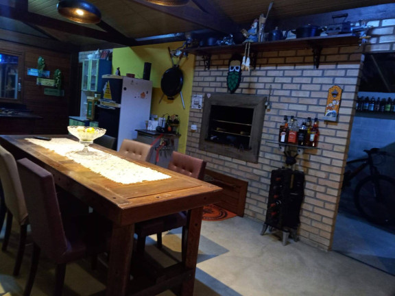 Imagem Casa com 3 Quartos à Venda, 500 m² em Centro - águas Mornas Imagem Casa com 3 Quartos à Venda, 500 m² em Centro - águas Mornas