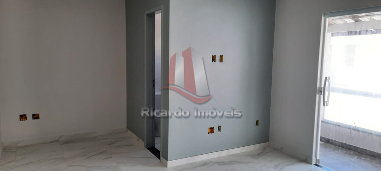 Imagem Casa de Condomínio com 3 Quartos à Venda, 100 m² em Peró - Cabo Frio