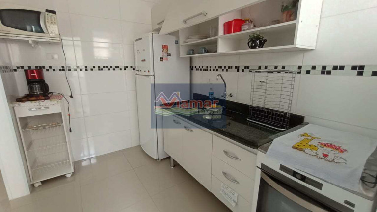 Imagem Apartamento com 2 Quartos à Venda, 54 m² em Astúrias - Guarujá