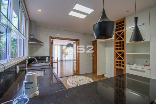 Imagem Casa com 5 Quartos à Venda ou Locação, 456 m² em Vila Madalena - São Paulo Imagem Casa com 5 Quartos à Venda ou Locação, 456 m² em Vila Madalena - São Paulo