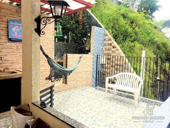Imagem Casa com 3 Quartos à Venda, 91 m² em Jardim Europa - Teresópolis