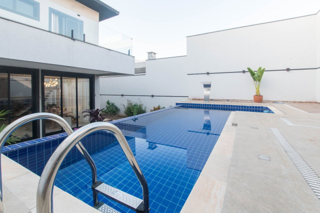 Imagem Casa com 3 Quartos à Venda, 248 m² em Cézar De Souza - Mogi Das Cruzes Imagem Casa com 3 Quartos à Venda, 248 m² em Cézar De Souza - Mogi Das Cruzes