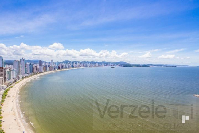 Apartamento com 4 Quartos à Venda, 238 m² em Centro - Balneário Camboriú