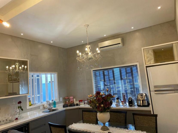 Imagem Imóvel com 2 Quartos à Venda, 162 m² em Espinheiros - Joinville