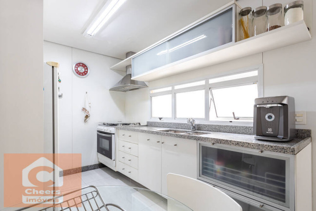 Imagem Apartamento com 4 Quartos à Venda, 137 m² em Moema - São Paulo
