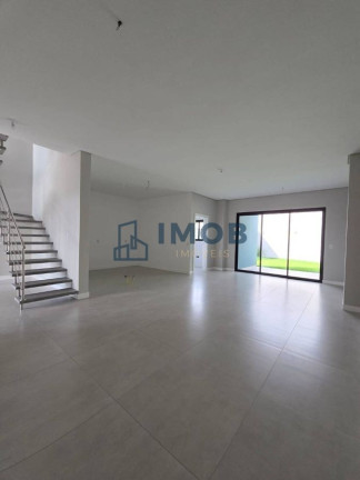 Casa com 3 Quartos à Venda, 177 m² em Ilha Da Figueira - Jaraguá Do Sul