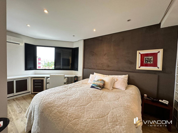 Imagem Apartamento com 3 Quartos à Venda, 129 m² em Coqueiros - Florianópolis Imagem Apartamento com 3 Quartos à Venda, 129 m² em Coqueiros - Florianópolis