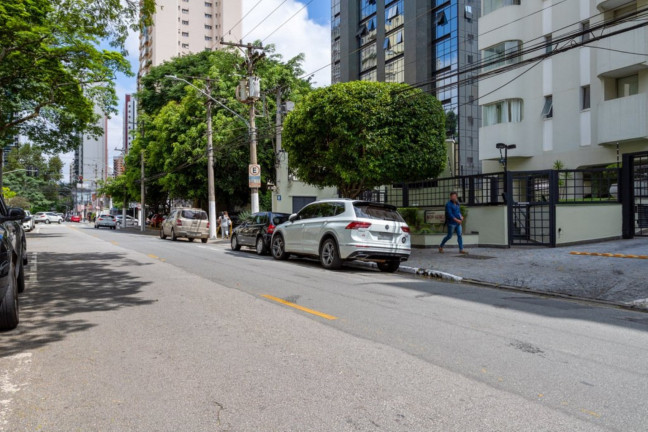 Imagem Imóvel com 3 Quartos à Venda, 120 m² em Moema - São Paulo