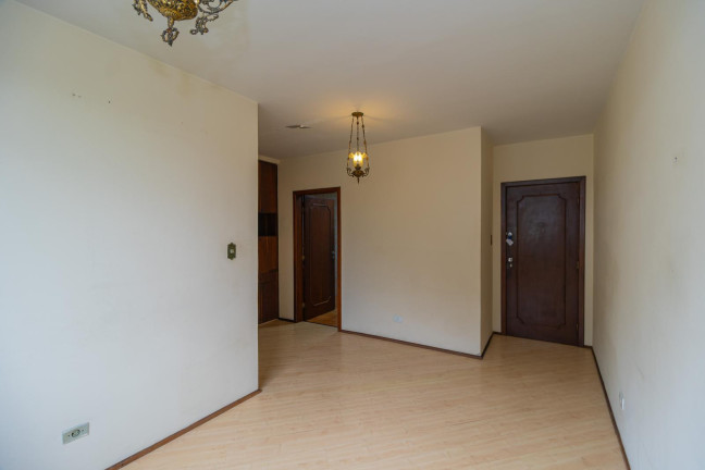 Apartamento com 3 Quartos para Alugar, 60 m² em Vila Izabel - Curitiba