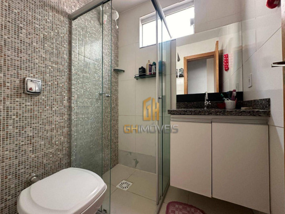 Imagem Casa com 3 Quartos à Venda, 145 m² em Vila Jardim Vitória - Goiânia