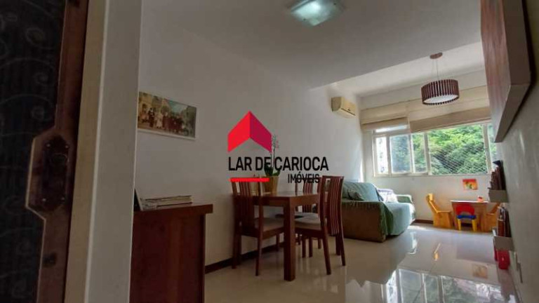 Imagem Apartamento com 2 Quartos à Venda, 85 m² em Copacabana - Rio De Janeiro Imagem Apartamento com 2 Quartos à Venda, 85 m² em Copacabana - Rio De Janeiro