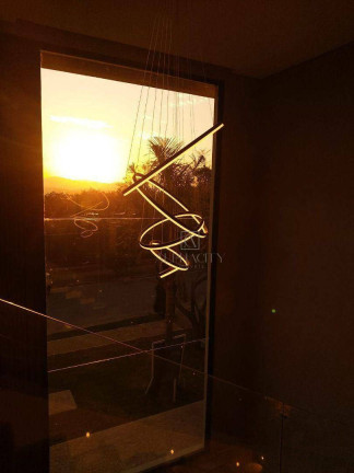 Imagem Casa com 4 Quartos à Venda, 350 m² em Alphaville - Santana De Parnaíba Imagem Casa com 4 Quartos à Venda, 350 m² em Alphaville - Santana De Parnaíba
