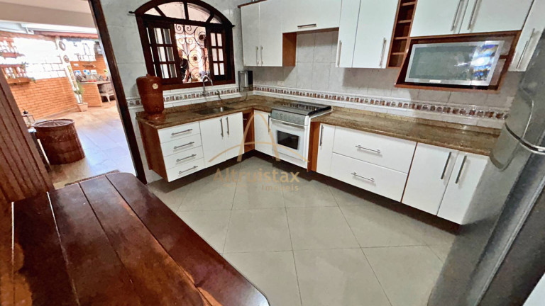 Imagem Casa com 3 Quartos à Venda, em Jardim Das Flores - Osasco Imagem Casa com 3 Quartos à Venda, em Jardim Das Flores - Osasco