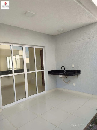 Imagem Casa com 3 Quartos à Venda, 131 m² Imagem Casa com 3 Quartos à Venda, 131 m²
