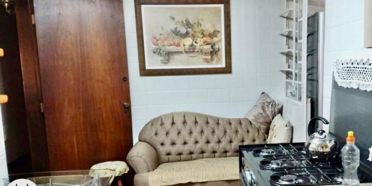 Imagem Apartamento com 3 Quartos à Venda, 130 m² em Centro - Curitiba