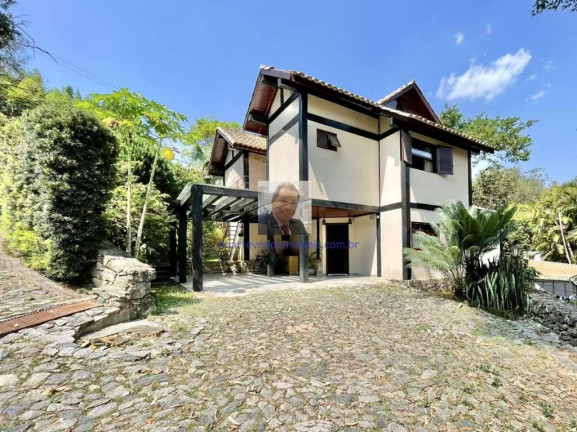 Casa de Condomínio com 3 Quartos à Venda, 183 m² em Chácara Santa Lúcia - Carapicuíba