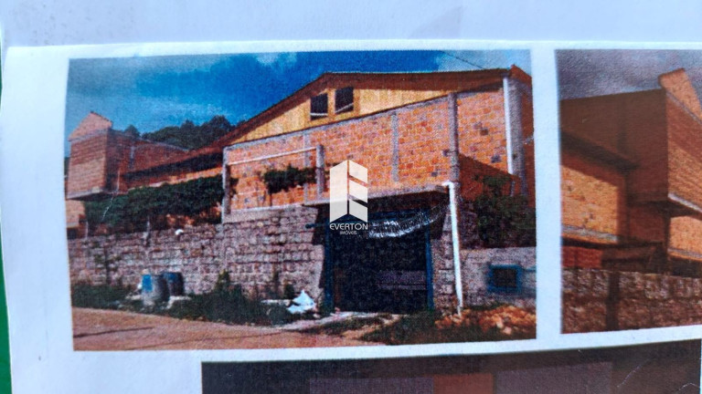 Imagem Imóvel com 3 Quartos à Venda, 1.350 m² em Centro - Encruzilhada Do Sul Imagem Imóvel com 3 Quartos à Venda, 1.350 m² em Centro - Encruzilhada Do Sul