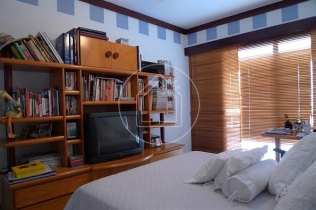 Imagem Casa com 4 Quartos à Venda, 808 m² em Itanhangá - Rio De Janeiro