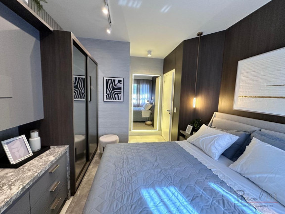 Imagem Apartamento com 2 Quartos à Venda, 102 m² em Centro - Florianópolis Imagem Apartamento com 2 Quartos à Venda, 102 m² em Centro - Florianópolis