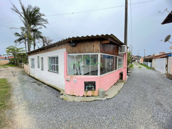Imagem Casa com 4 Quartos à Venda, 97 m² em Centro - Balneário Barra Do Sul