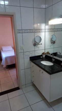 Imagem Casa com 3 Quartos à Venda, 360 m² em Cidade Jardim - Pirassununga