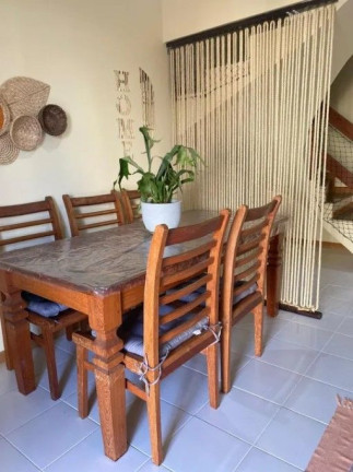 Imagem Casa com 5 Quartos à Venda, 166 m² em Pituaçu - Salvador Imagem Casa com 5 Quartos à Venda, 166 m² em Pituaçu - Salvador