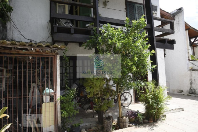 Imagem Casa com 5 Quartos à Venda, 200 m² em Pechincha - Rio De Janeiro Imagem Casa com 5 Quartos à Venda, 200 m² em Pechincha - Rio De Janeiro