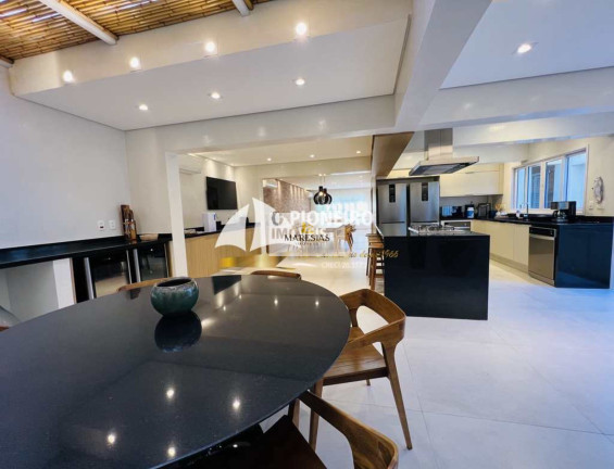 Imagem Casa com 3 Quartos à Venda, 240 m² em Juquehy - São Sebastião