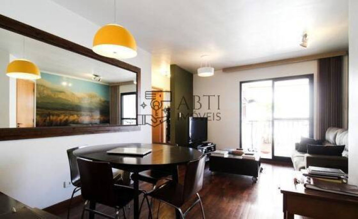 Apartamento com 3 Quartos à Venda, 100 m² em Moema - São Paulo