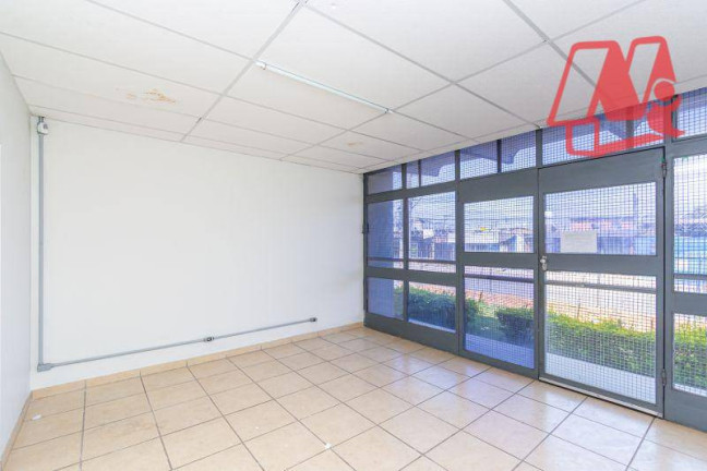 Imagem Loja para Alugar, 612 m² em Navegantes - Porto Alegre