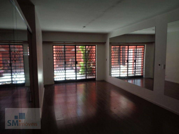 Sobrado com 3 Quartos à Venda, 250 m² em Campo Belo - São Paulo