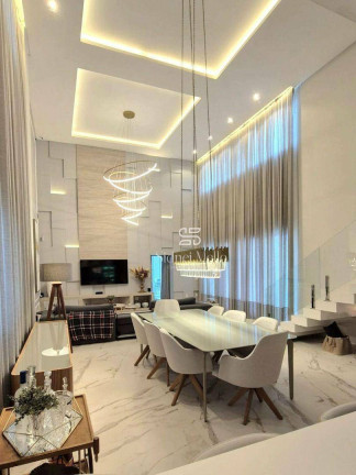 Imagem Casa com 5 Quartos à Venda, 611 m² em Centro - Camboriú