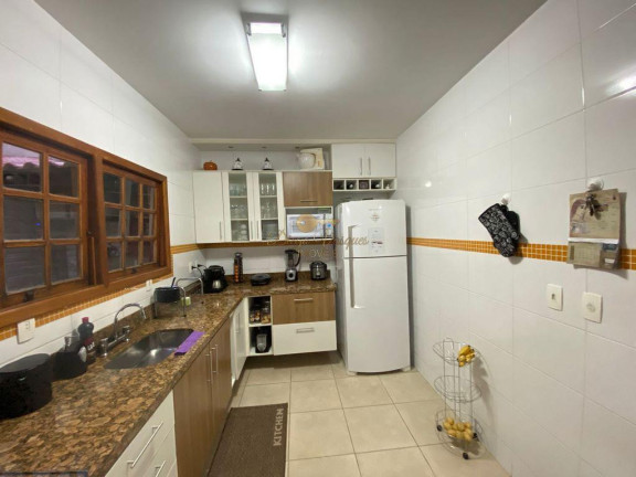 Imagem Casa com 3 Quartos à Venda, 124 m² em Araras - Teresópolis Imagem Casa com 3 Quartos à Venda, 124 m² em Araras - Teresópolis