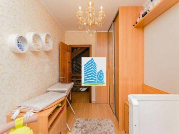 Imagem Sobrado com 4 Quartos à Venda, 255 m² em Jardim Itu - Porto Alegre Imagem Sobrado com 4 Quartos à Venda, 255 m² em Jardim Itu - Porto Alegre
