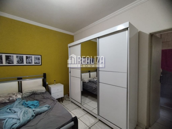 Imagem Sobrado com 4 Quartos à Venda, 138 m² em Parque Das Gameleiras - Uberaba
