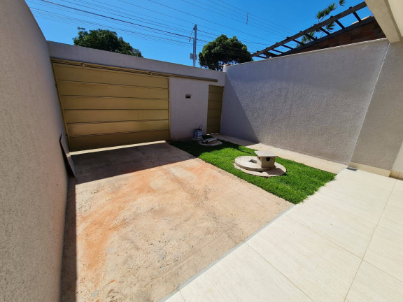 Imagem Casa com 3 Quartos à Venda, 180 m² em Goiânia Imagem Casa com 3 Quartos à Venda, 180 m² em Goiânia