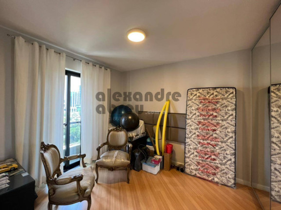Imagem Apartamento com 3 Quartos à Venda, 220 m² em Itaim Bibi - São Paulo