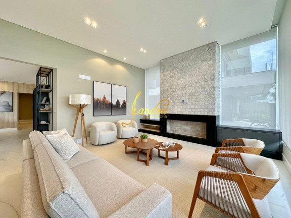 Imagem Casa de Condomínio com 4 Quartos à Venda, 2.400 m² em Capao Novo Posto 9 Village - Capão Da Canoa