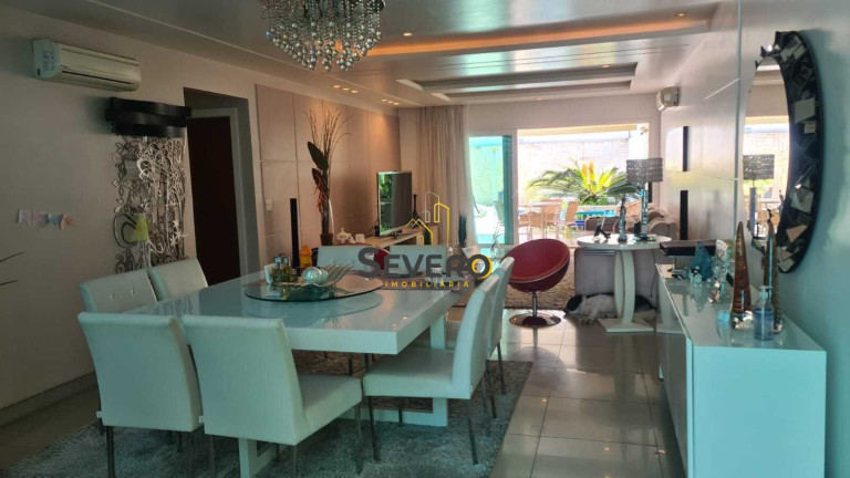 Imagem Casa com 3 Quartos à Venda, 242 m² em Camboinhas - Niterói